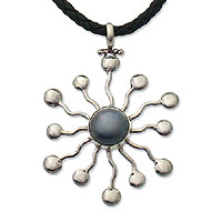 Pearl and leather necklace Blue Star Indonesia