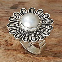 Pearl flower ring Sunflower Indonesia