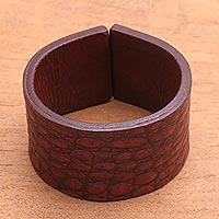 Leather bracelet Red Lizard Indonesia