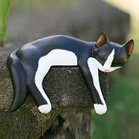 Wood statuette Snoozing Tuxedo Cat Indonesia