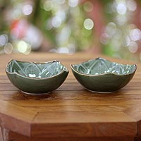 Ceramic bowls Betel Leaf pair Indonesia