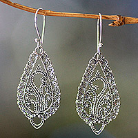 Sterling silver flower earrings, 'Fern Flowers' - Handcrafted Floral Sterling Silver Dangle Earrings