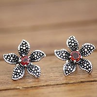Garnet flower earrings,