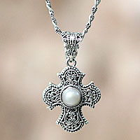 Cultured pearl cross necklace, 'Purity of Spirit' - Sterling Silver and Pearl Cross Necklace