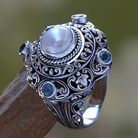 Cultured pearl and blue topaz domed ring, 'Mahameru' - Pearl and Blue Topaz Cocktail RIng