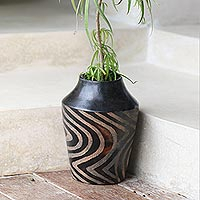 Decorative ceramic vase Black Tiger Indonesia