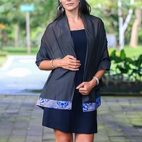 Cotton and silk blend scarf Amlapura Fern Green Indonesia