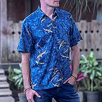 Men's cotton batik shirt, 'Indigo Birds' - Blue Handmade Men's Woven Cotton Batik Shirt from Bali