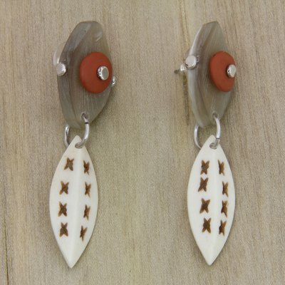Horn and bone dangle earrings, Mahakam Canoe