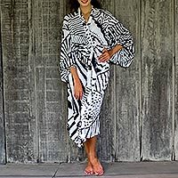 Rayon robe,
