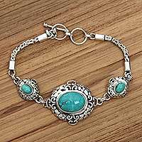 Sterling silver pendant bracelet,