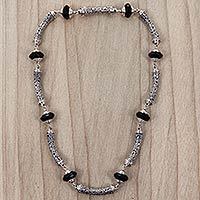 Onyx link necklace,
