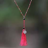 Onyx pendant necklace,