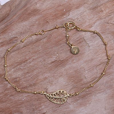 Gold vermeil pendant bracelet, Leaf Whisper