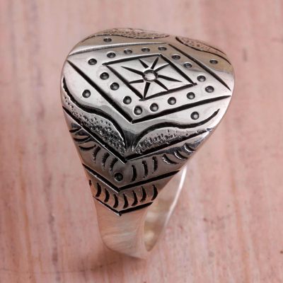 Sterling Silver Diamond Motif Band Ring from Bali