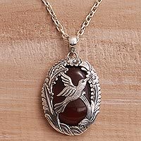 Carnelian pendant necklace,