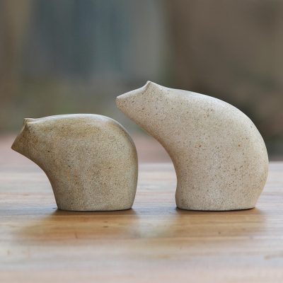 Sandstone sculptures, Polar Bear Love (pair)