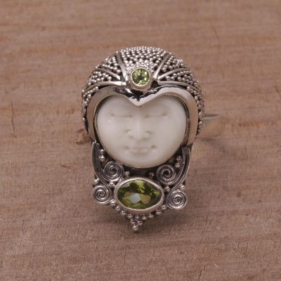 Peridot cocktail ring, Celuk Prince