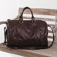 Leather shoulder bag,