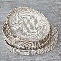 Ate grass and bamboo nesting trays,