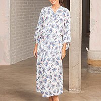 Rayon robe,