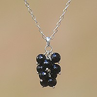 Onyx pendant necklace,