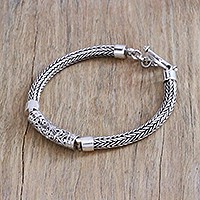 Sterling silver pendant bracelet,