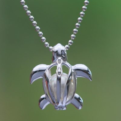 Cultured pearl pendant necklace, Graceful Turtle