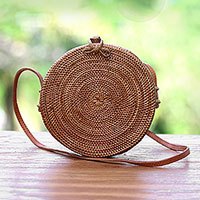 Ate grass shoulder bag,