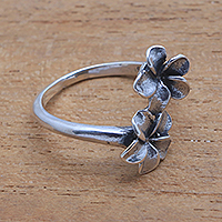 Sterling silver cocktail ring, 'Plumeria Twins' - Floral Sterling Silver Cocktail Ring from Bali