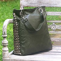 Leather shoulder bag,