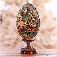 Wood sculpture, 'Traditional Pasar' - Hand-Painted Market Scene Wood Egg Sculpture from Bali