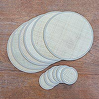 Natural fiber table linen set, 'Nature in the Round' (set for 6) - Round Woven Pandanus Leaf Placemats and Coasters (Set of 6)
