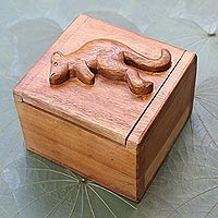 Decorative wood box, 'Kangaroo' - Decorative Wood Box with Kangaroo Hinged Lid