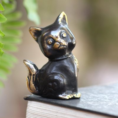 Bronze statuette, 'Charming Kitten' - Bronze Kitten Statuette Hand Cast in Bali
