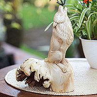 Wood statuette, 'Into the Wild' - Handmade Hibiscus Wood Statuette with Wolf Motif