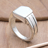 Sterling silver signet ring, 'Radiant Splendor' - Polished Sterling Silver Signet Ring with Geometric Front