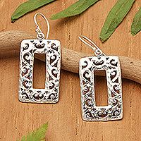 Sterling silver dangle earrings, 'Exquisite Frames' - Rectangular Hammered Sterling Silver Dangle Earrings
