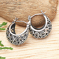 Sterling silver hoop earrings, 'Lady Armadillo' - Polished Armadillo-Patterned Sterling Silver Hoop Earrings