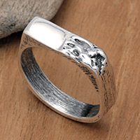 Men's sterling silver band ring, 'Pandawa Reef' - Men's Minimalist Nature-Inspired Sterling Silver Band Ring