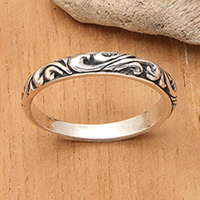 Men's sterling silver band ring, 'Vines of Magnificence' - Men's Traditional Balinese Sterling Silver Band Ring
