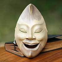 Wood mask,