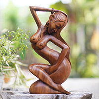Wood statuette Sensuality Indonesia