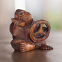 Wood statuette Chimp at the Wheel Indonesia