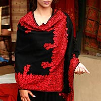 Wool shawl Black Floral Drama India