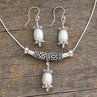 Pearl jewelry set Mermaid Tears India