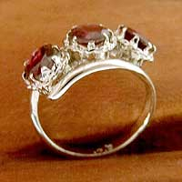 Garnet 3 stone ring Glamorous India