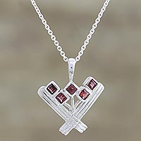 Garnet pendant necklace Red Tulips India