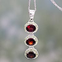 Garnet and peridot pendant necklace,