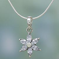 Sterling silver pendant choker, 'Snow Blossom' - Cubic Zirconia and Sterling Silver Choker Necklace